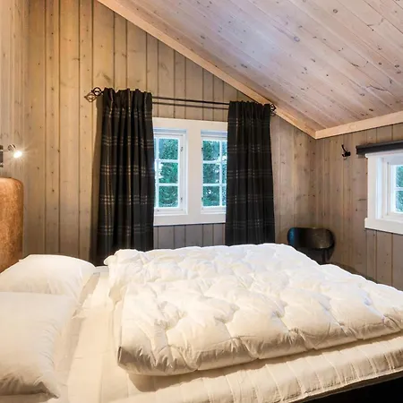 Holiday home Mellomstasjonen *