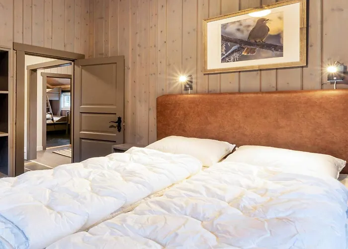 10 Person In Favang Strande